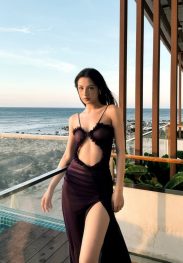 JAPANESE BOMBSHELL YUI TO FULFILL YOUR DESIRE